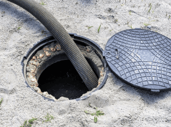Services de débouchage % Vidange fosse septique