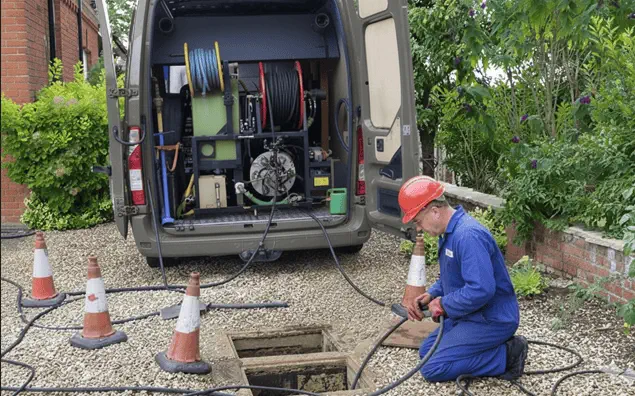 Débouchage chambre de visite